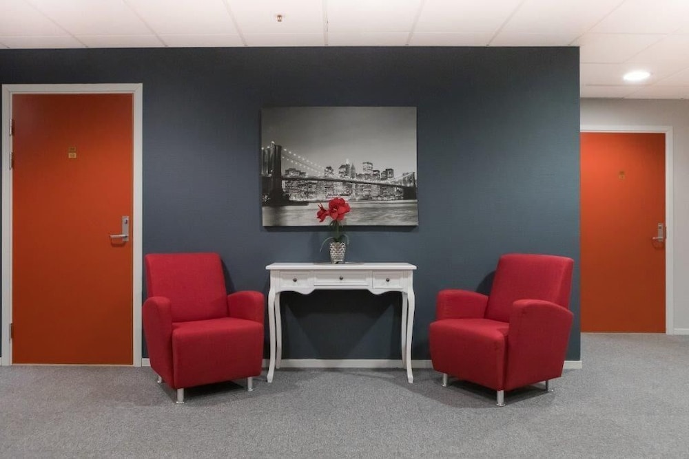 Aalesund Airport Hotel 17/34