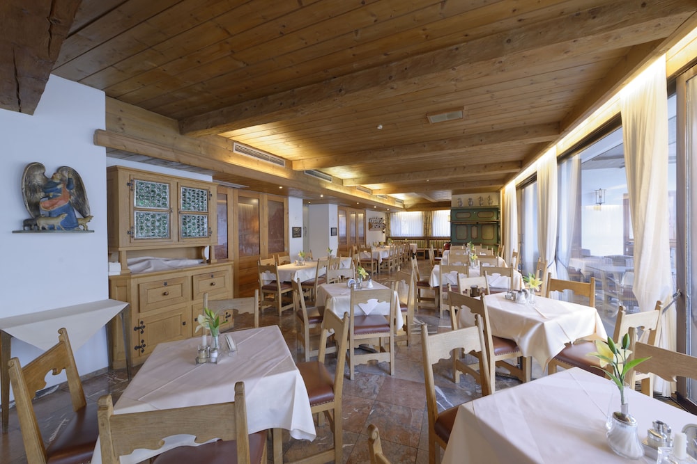 Hotel Alte Post 48/62