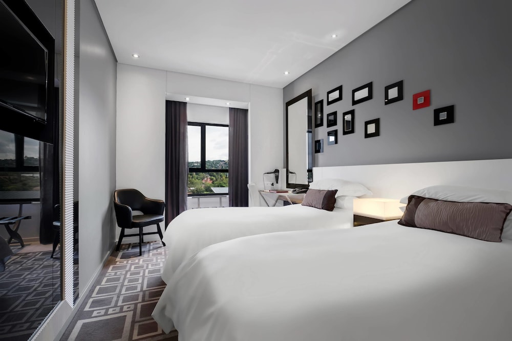 Protea Hotel Fire And Ice Menlyn 17/59