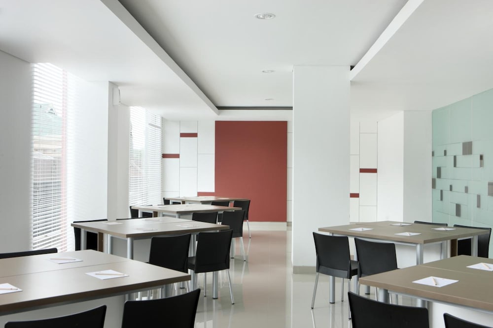 AMARIS HOTEL MALANG 27/34