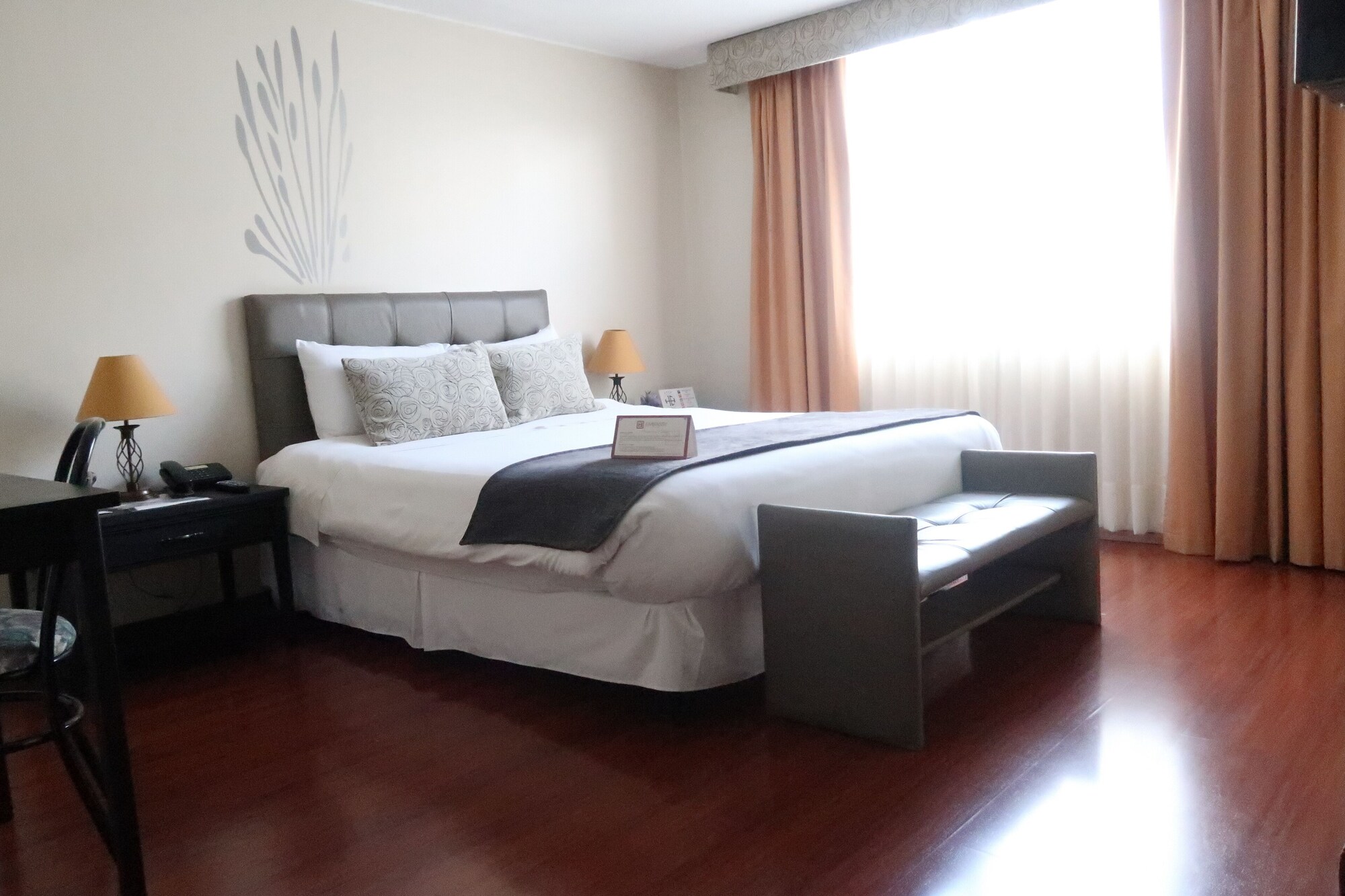 STANDARD, DOUBLE BED