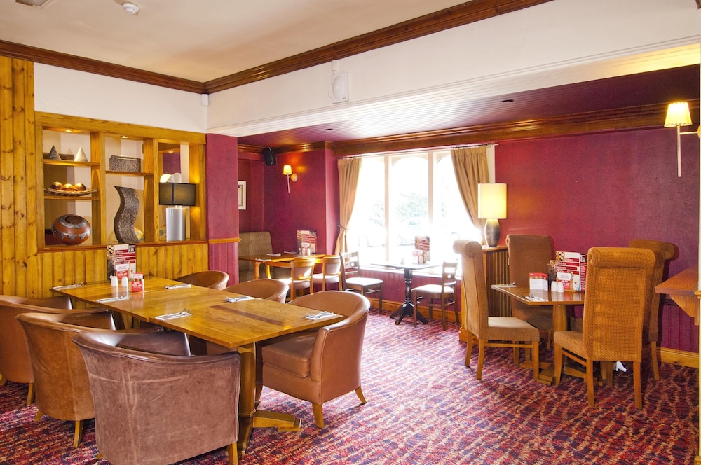Premier Inn Huddersfield Central 26/36