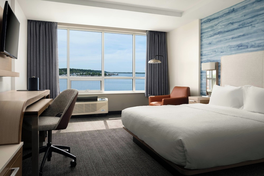 Deluxe, King Bed, Bay View, Sofa