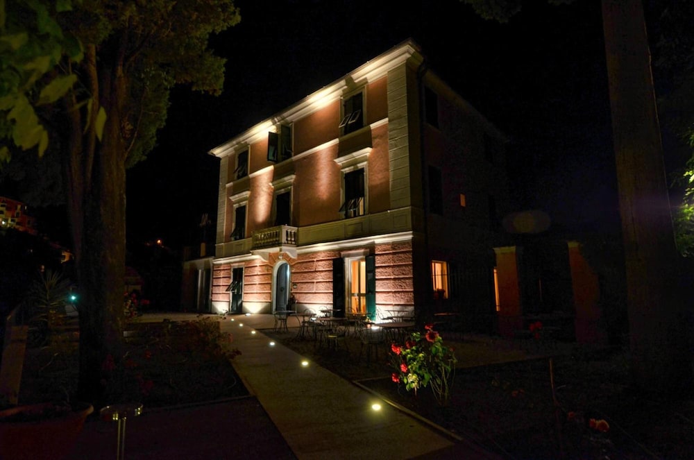 Villa Accini 3/42