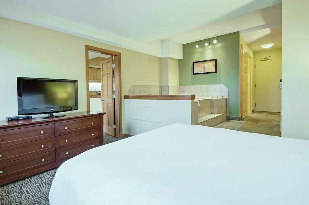 Mountain Side Hotel Whistler By Executive 18/63
