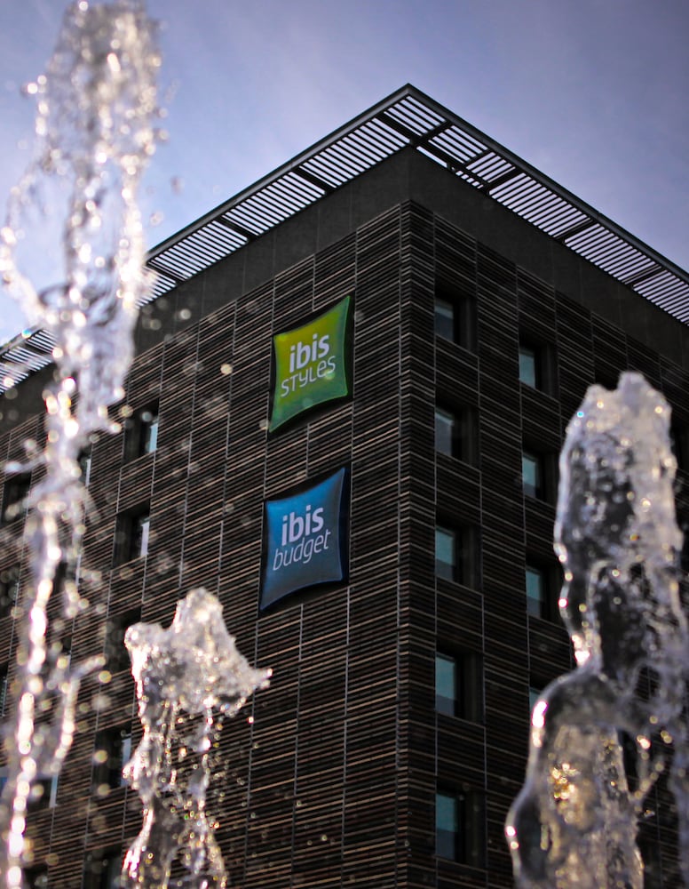 IBIS STYLES NIMES GARE CENTRE 3/57