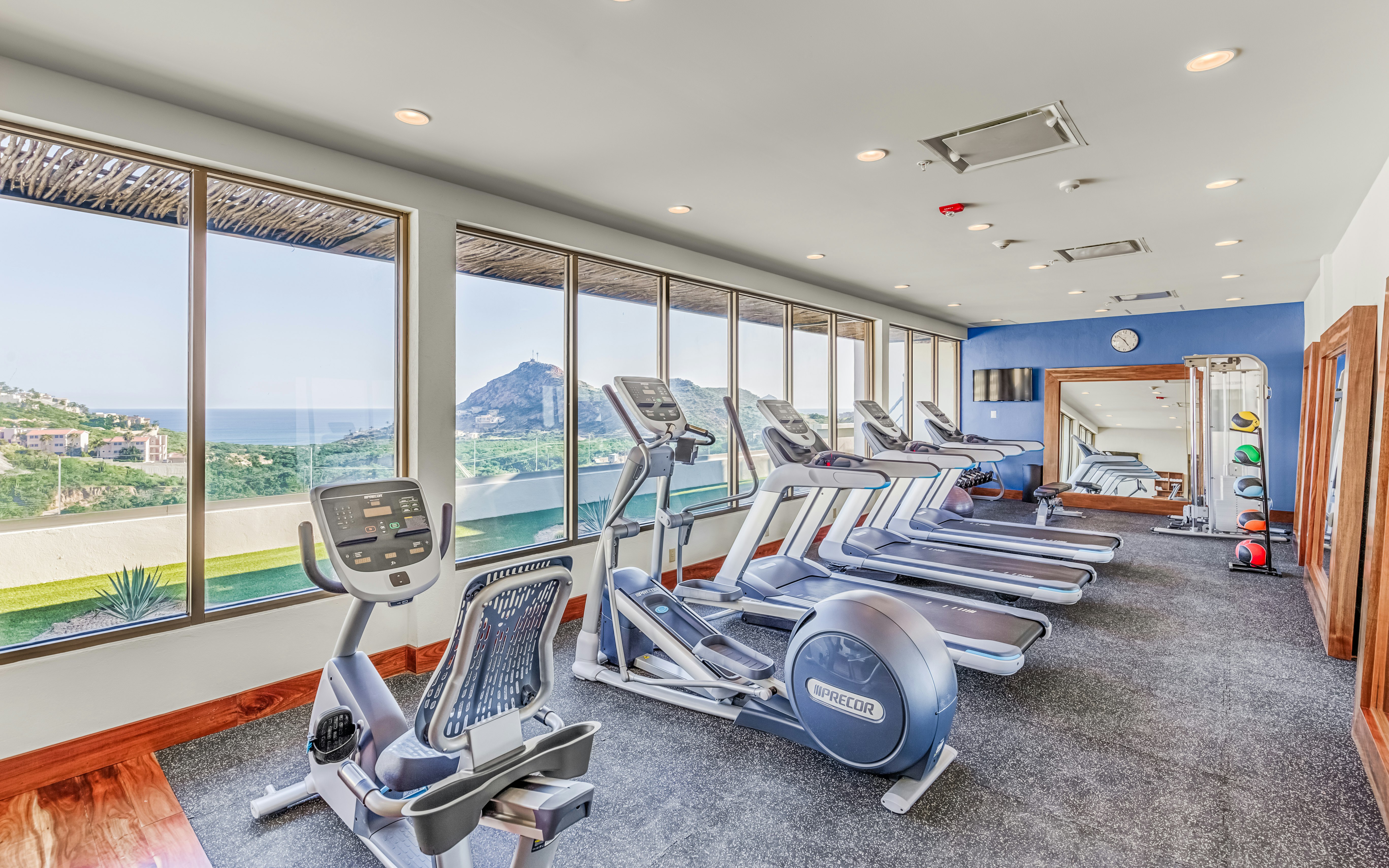 Hampton Inn and Suites by Hilton Los Cabos 27/55