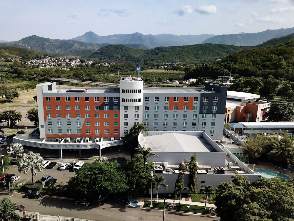 Costa Bahia Hotel and Convention Center 1/41