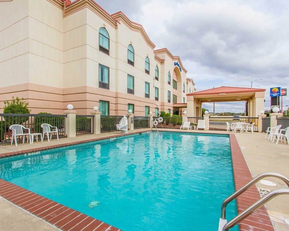 Comfort Inn Greenville I-65 3/35