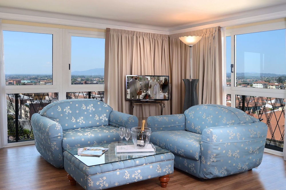 Ambasciatori Palace 37/53