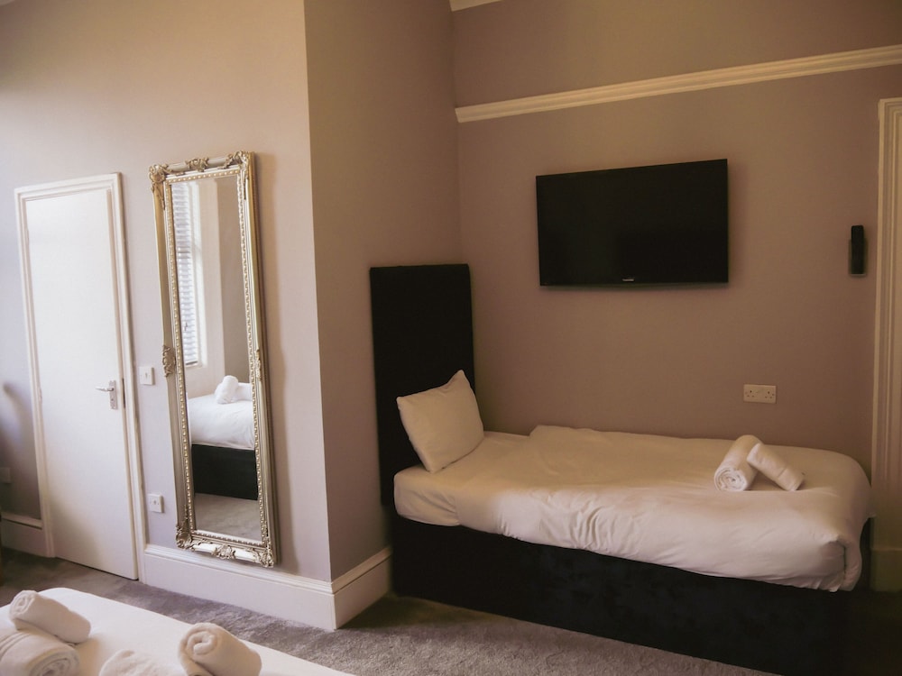 Hotel Anfield 20/50