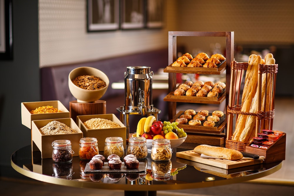 Mercure Swansea Hotel 35/61