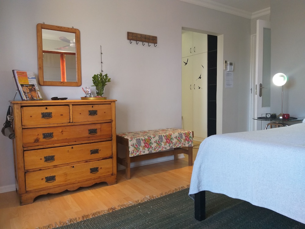 Earthbound B&B 24/50