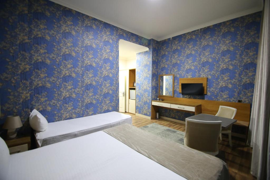 Empire Hotel Baku 10/23