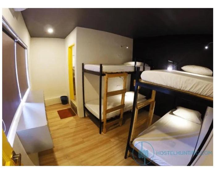 Revopackers Beds and Bunks 20/39
