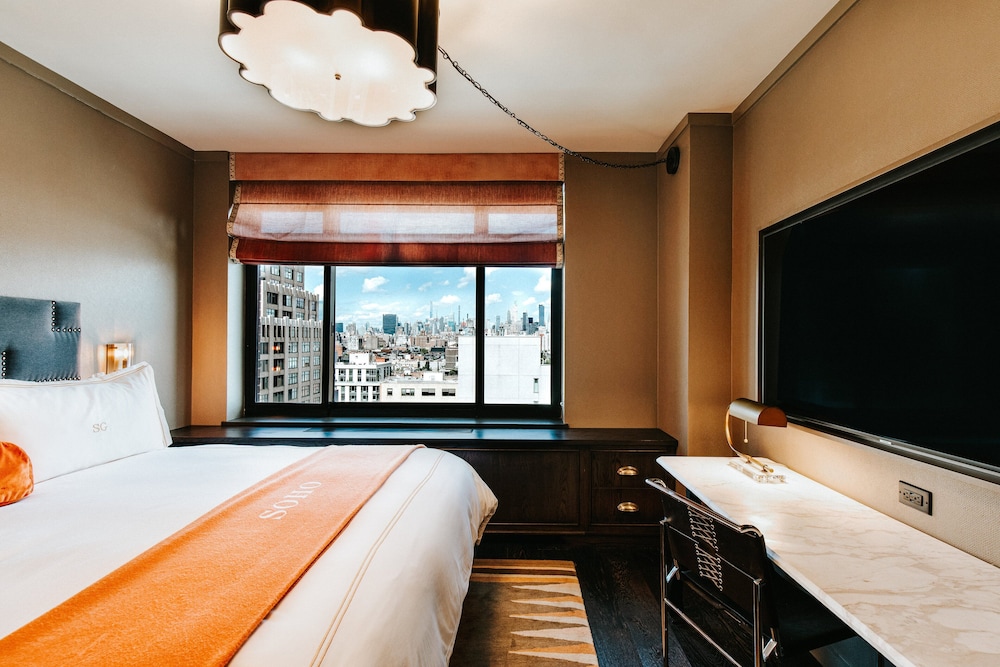 Soho Grand Hotel 53/73