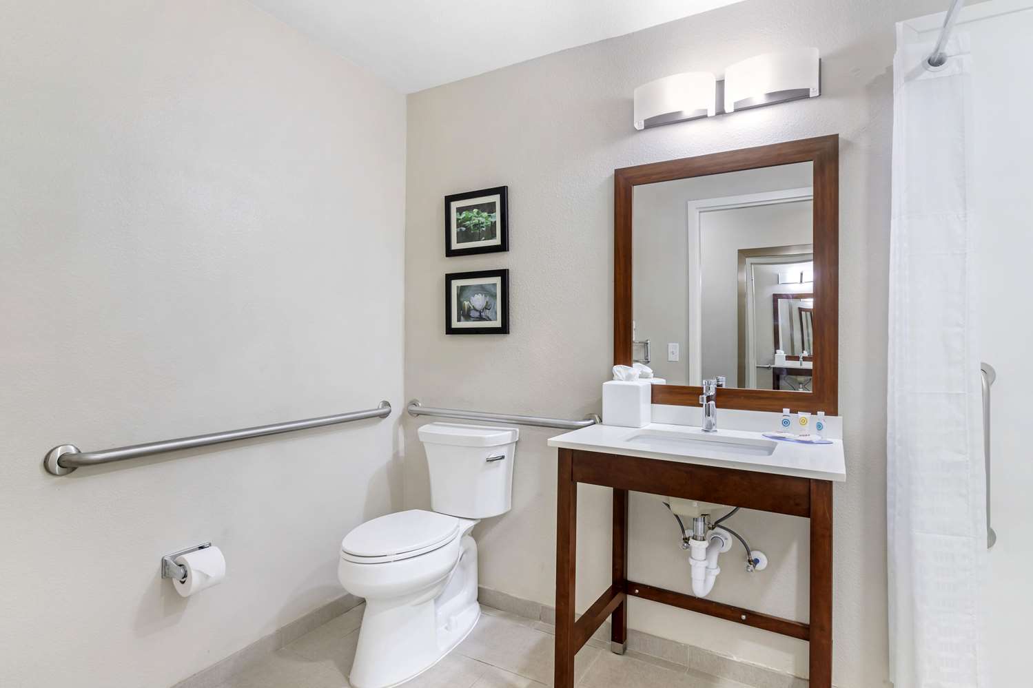 Comfort Inn & Suites Brunswick I-95 19/19