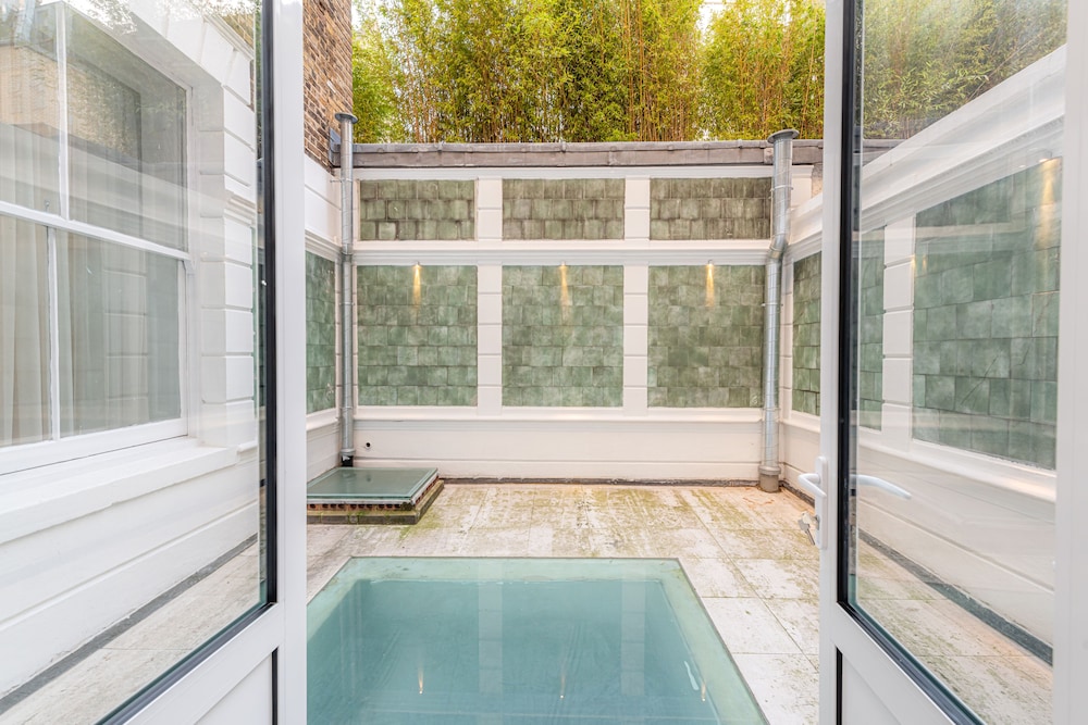20 Hertford Street 21/50