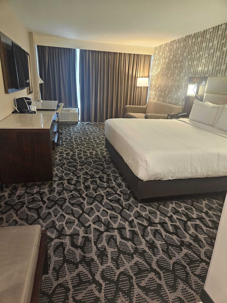 DoubleTree Houston Brookhollow 18/49