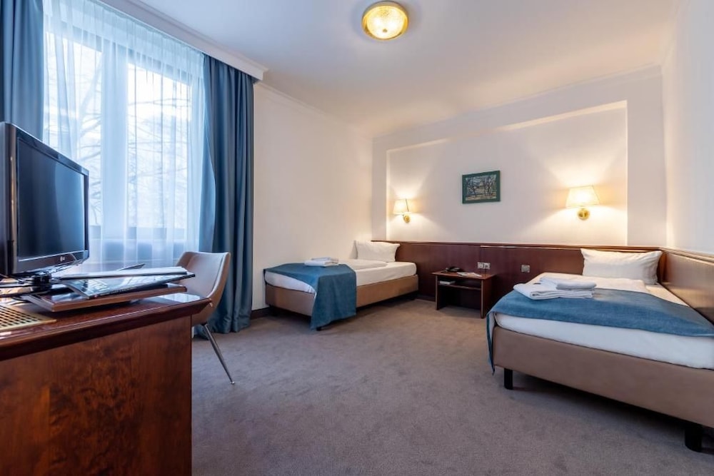 Trip Inn Klee Am Park Wiesbaden 16/48