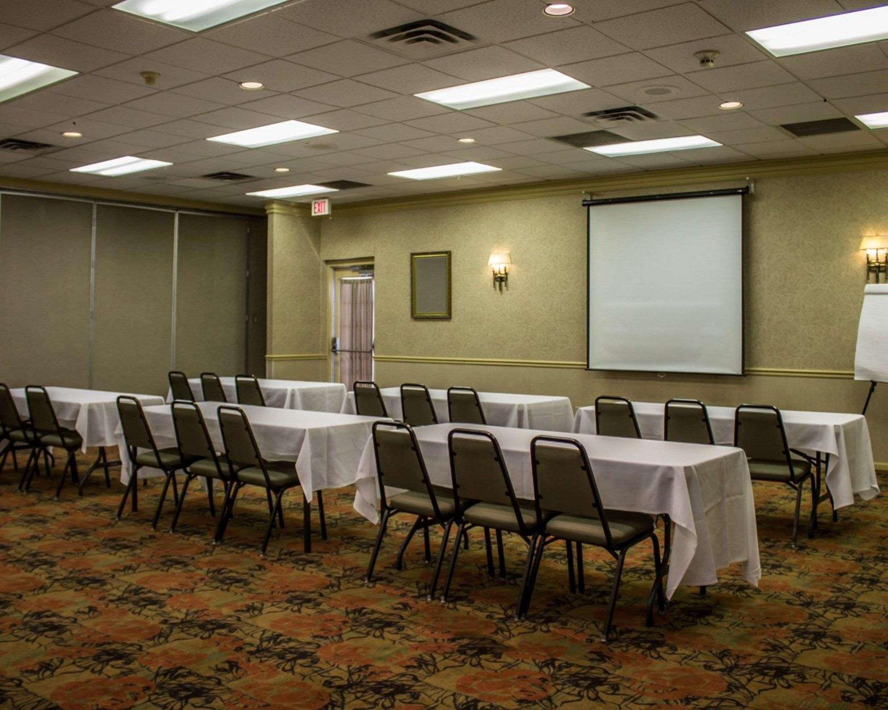 Mansfield Hotel 15/27