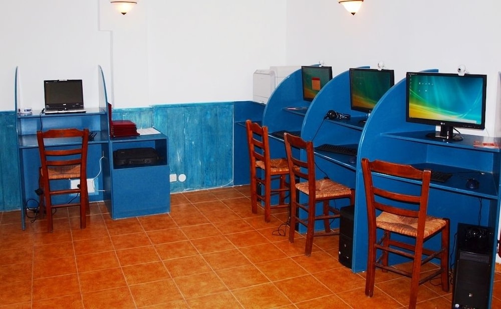 NARKISSOS HOTEL 42/50