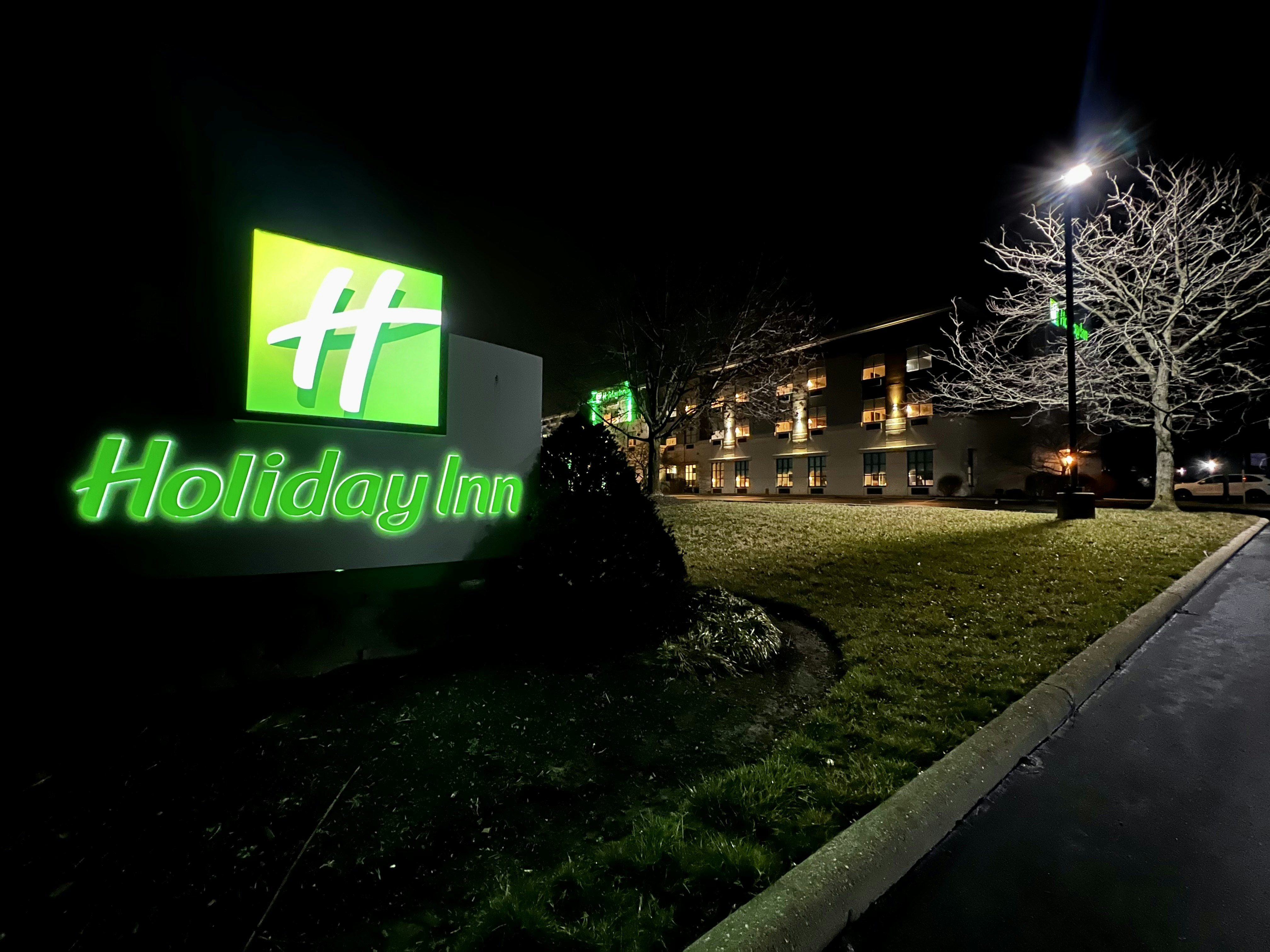 Holiday Inn Cincinnati Liberty Way an IHG Hotel 4/44