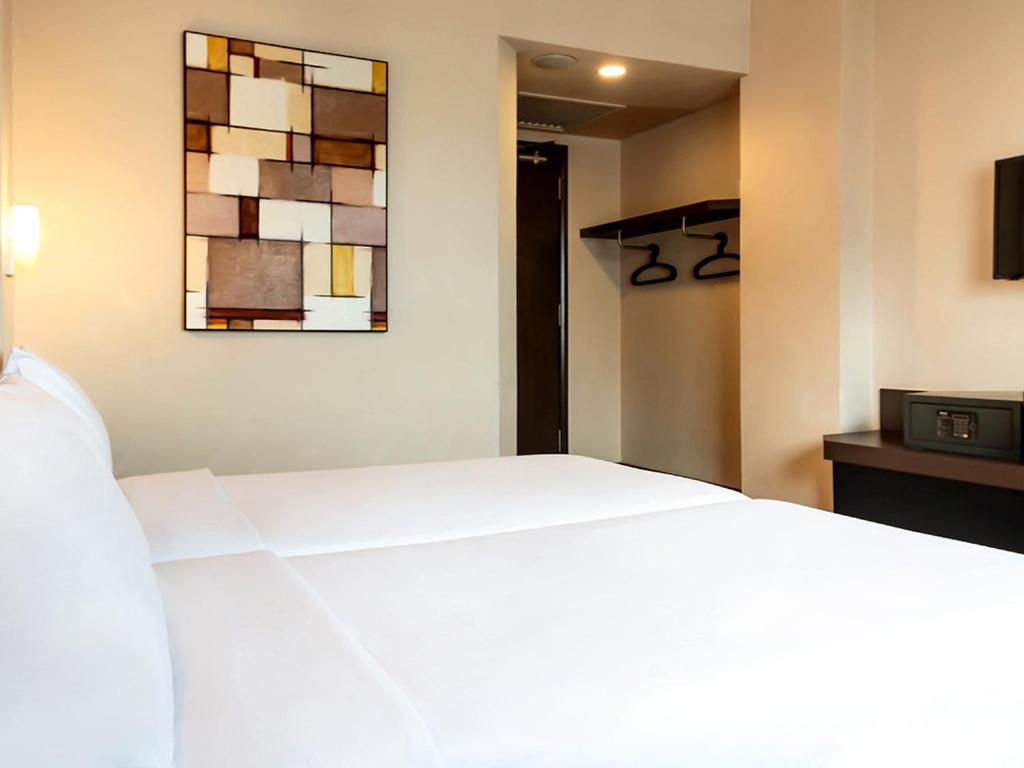 Summer View Hotel 27/47