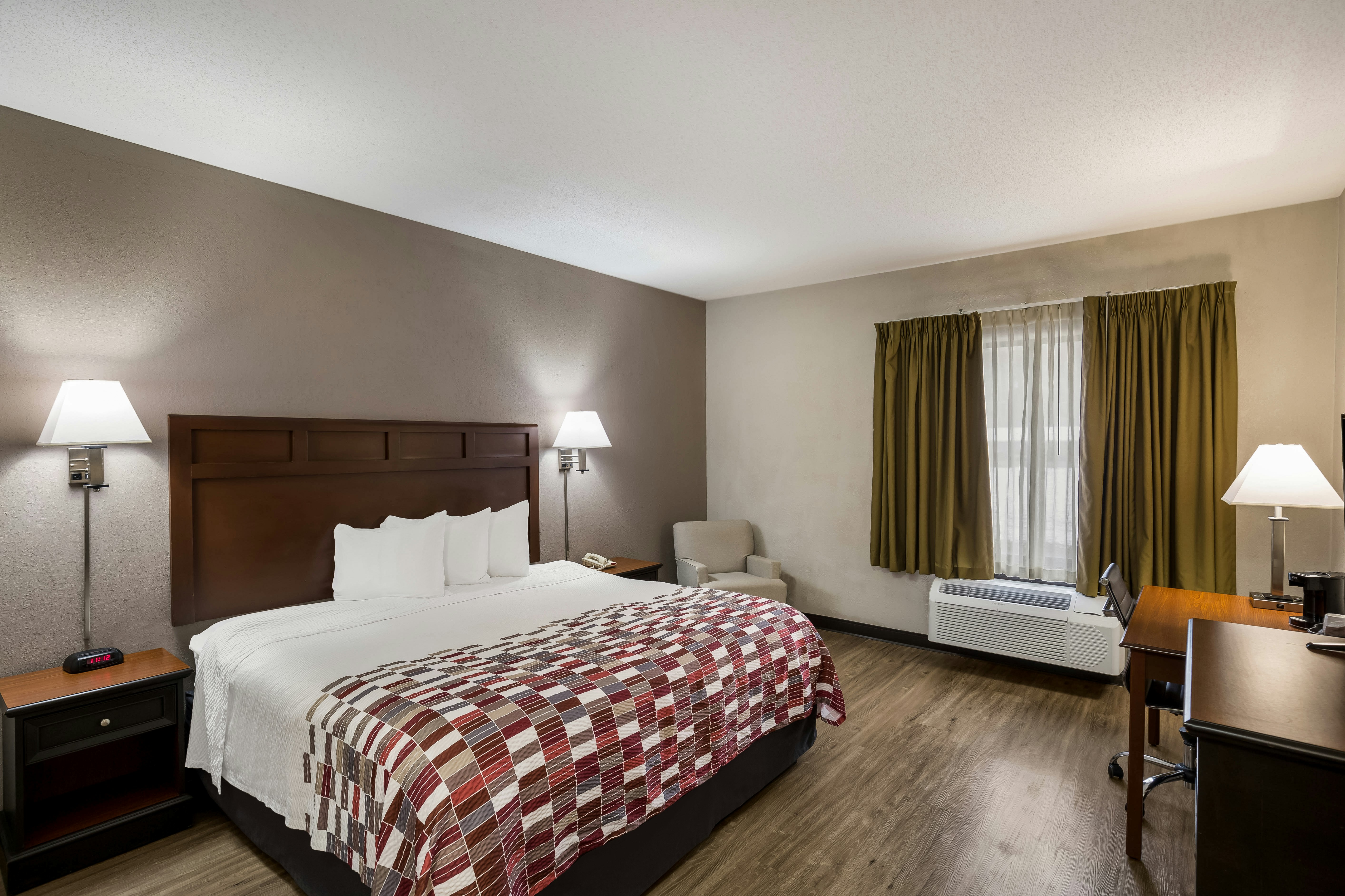 Superior, King Bed
