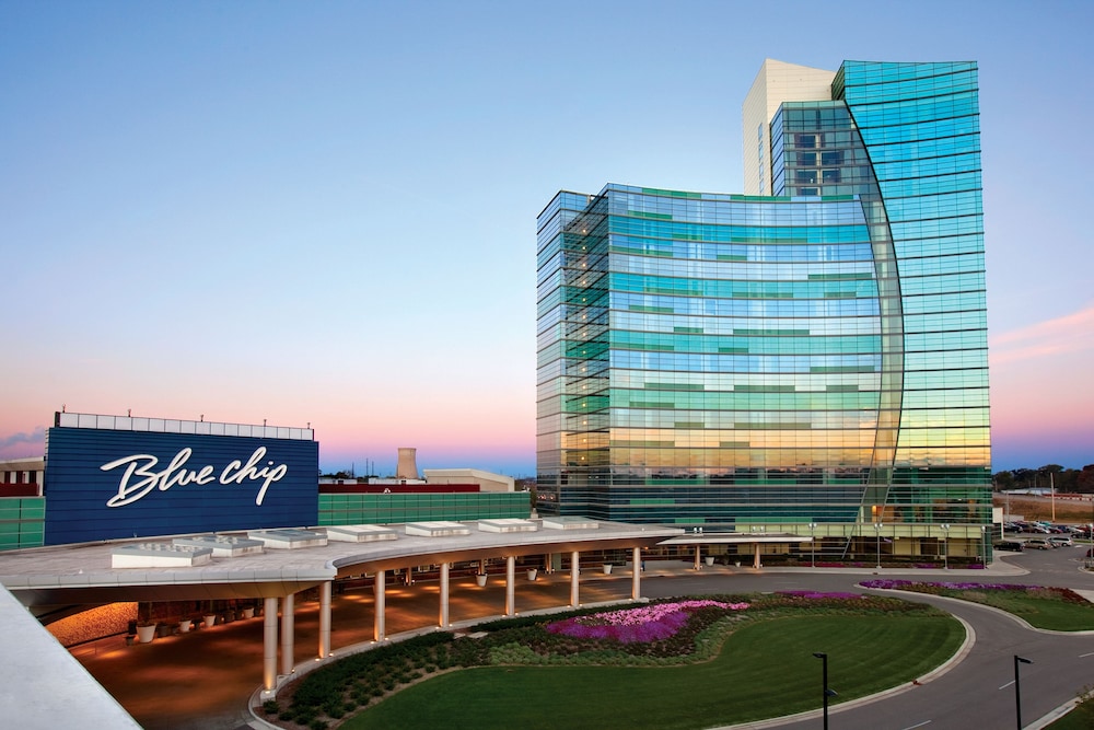 Blue Chip Casino Hotel And Spa 2/47
