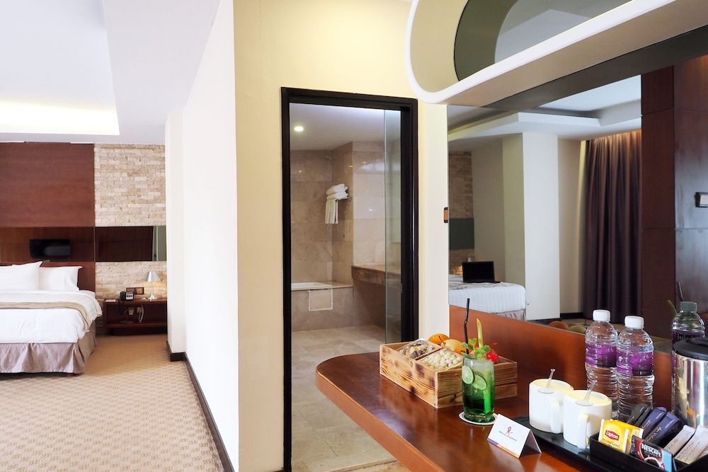 Fox Hotel Nagoya Batam 23/69