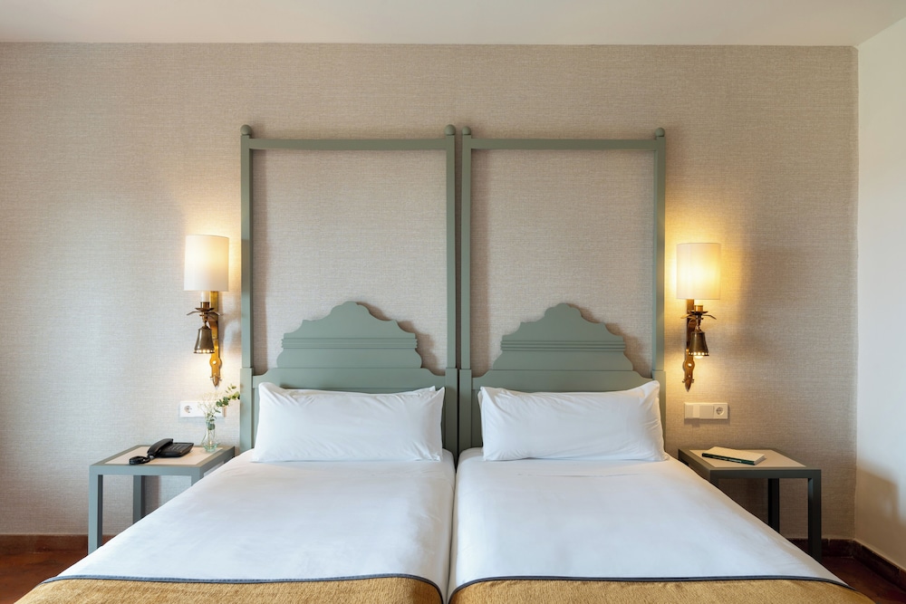 Standard, Twin Beds 4/8