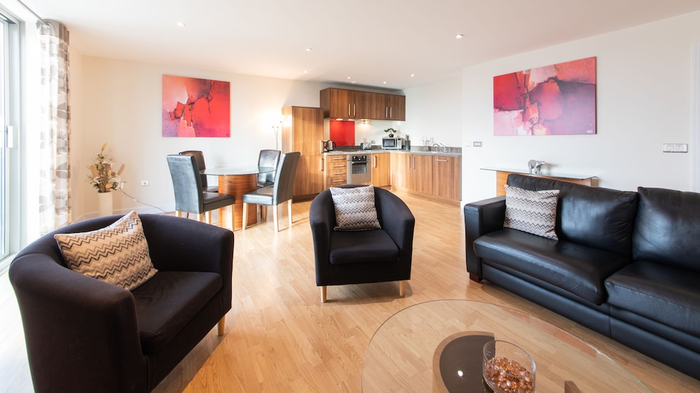 The Spires Serviced Apartments Birmingham 25/36