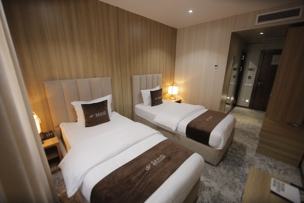 Sahid Zarafshon Hotel 11/50
