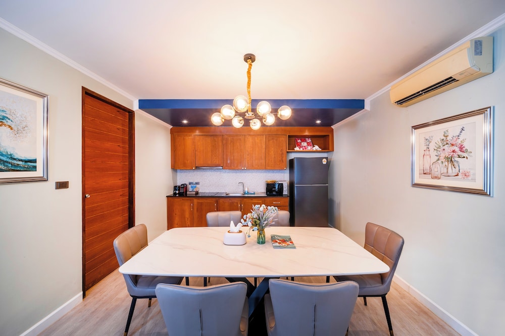 THE KIRI VILLAS RESORT 52/69