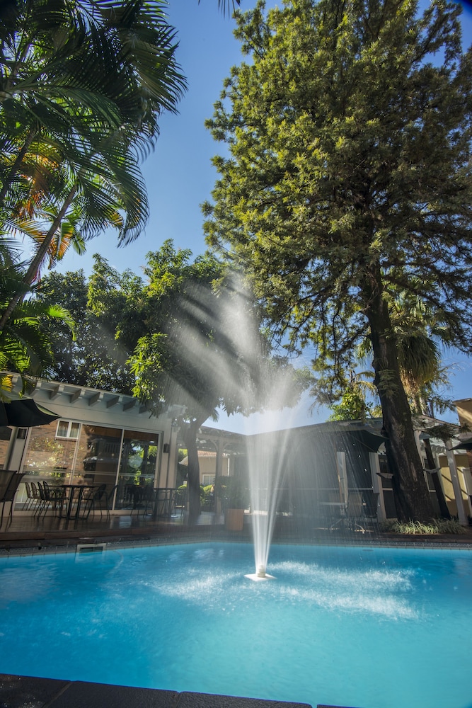 Hotel Villa Morra Suites 48/51