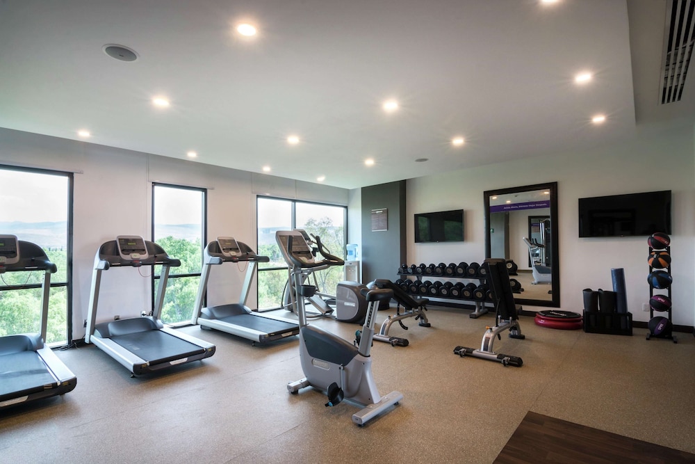 Hampton Inn And Suites San Luis Potosi Slp 31/53
