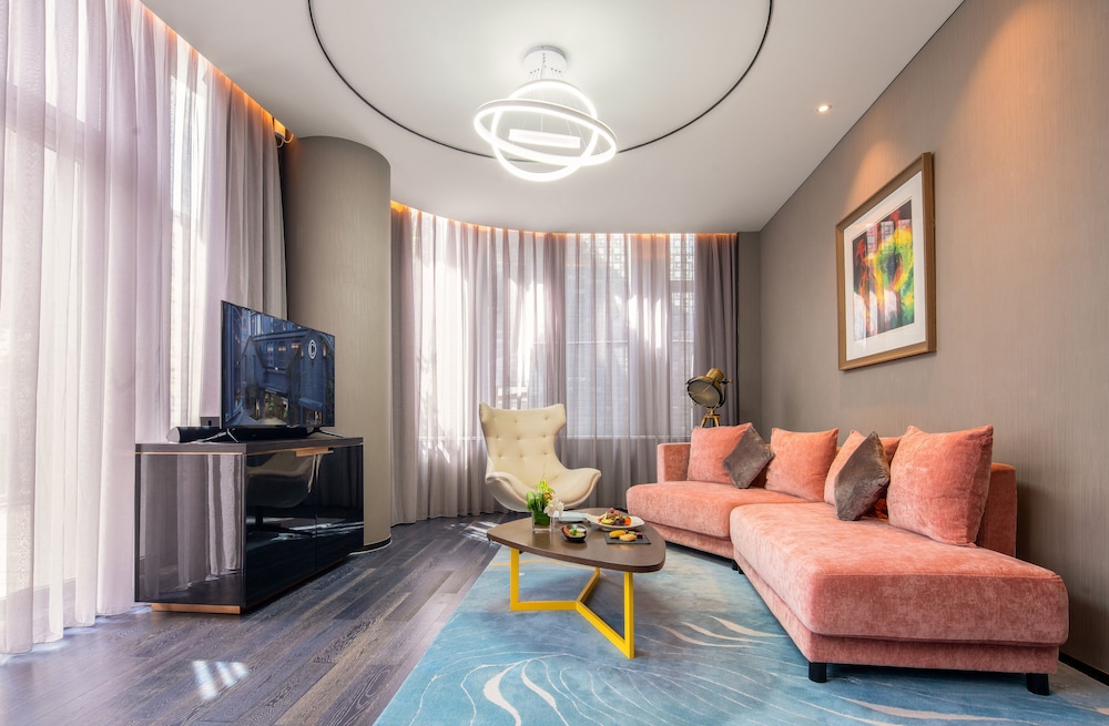 Cachet Boutique Kunming Artime 31/50