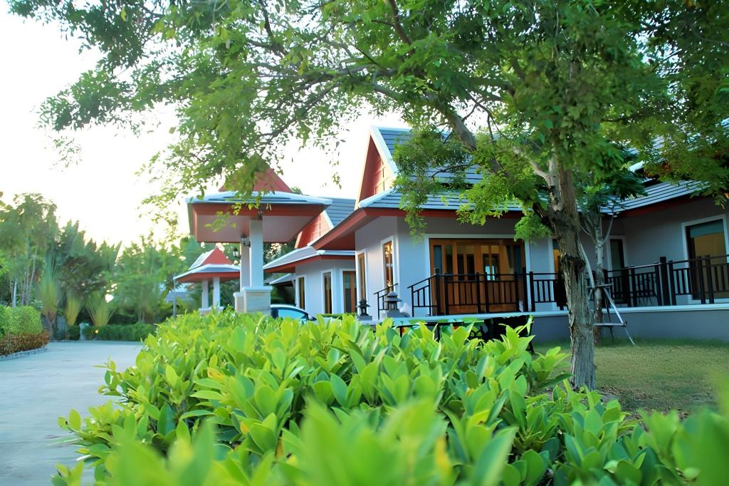 Ban Thaithip Resort 43/54