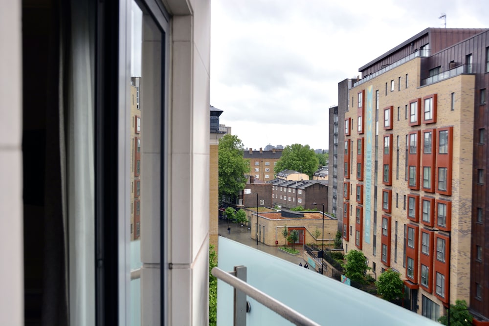 Sanctum International Serviced Apartment Maida Vale 4/72