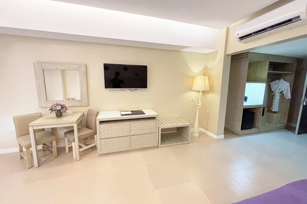 The Muse Beach Front Hotel Boracay 29/50