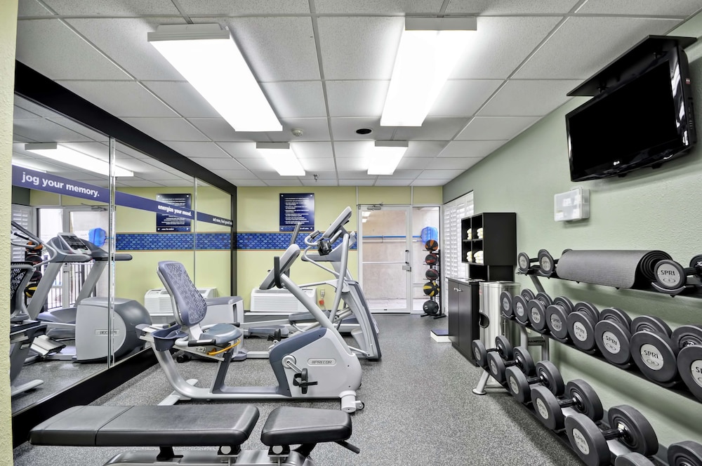 Hampton Inn Suites Charleston 24/48