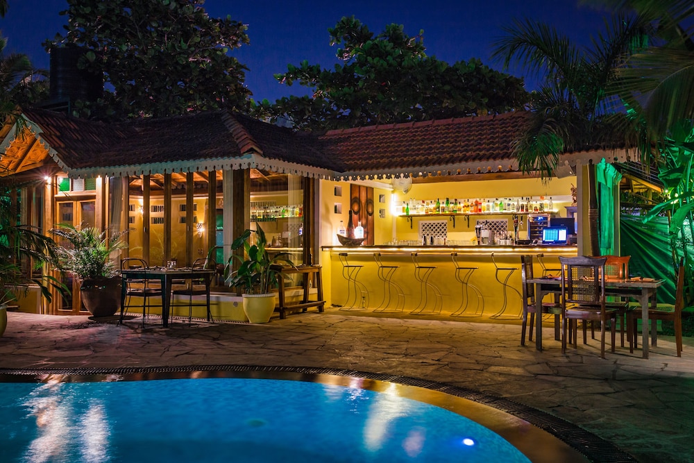 Fiesta Beach Resort 4/50