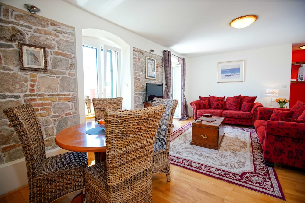 Boutique Guest Accommodation Zephyrus 55/80