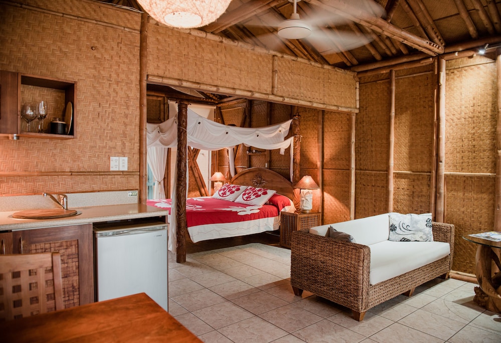 BUNGALOW, OCEAN VIEW