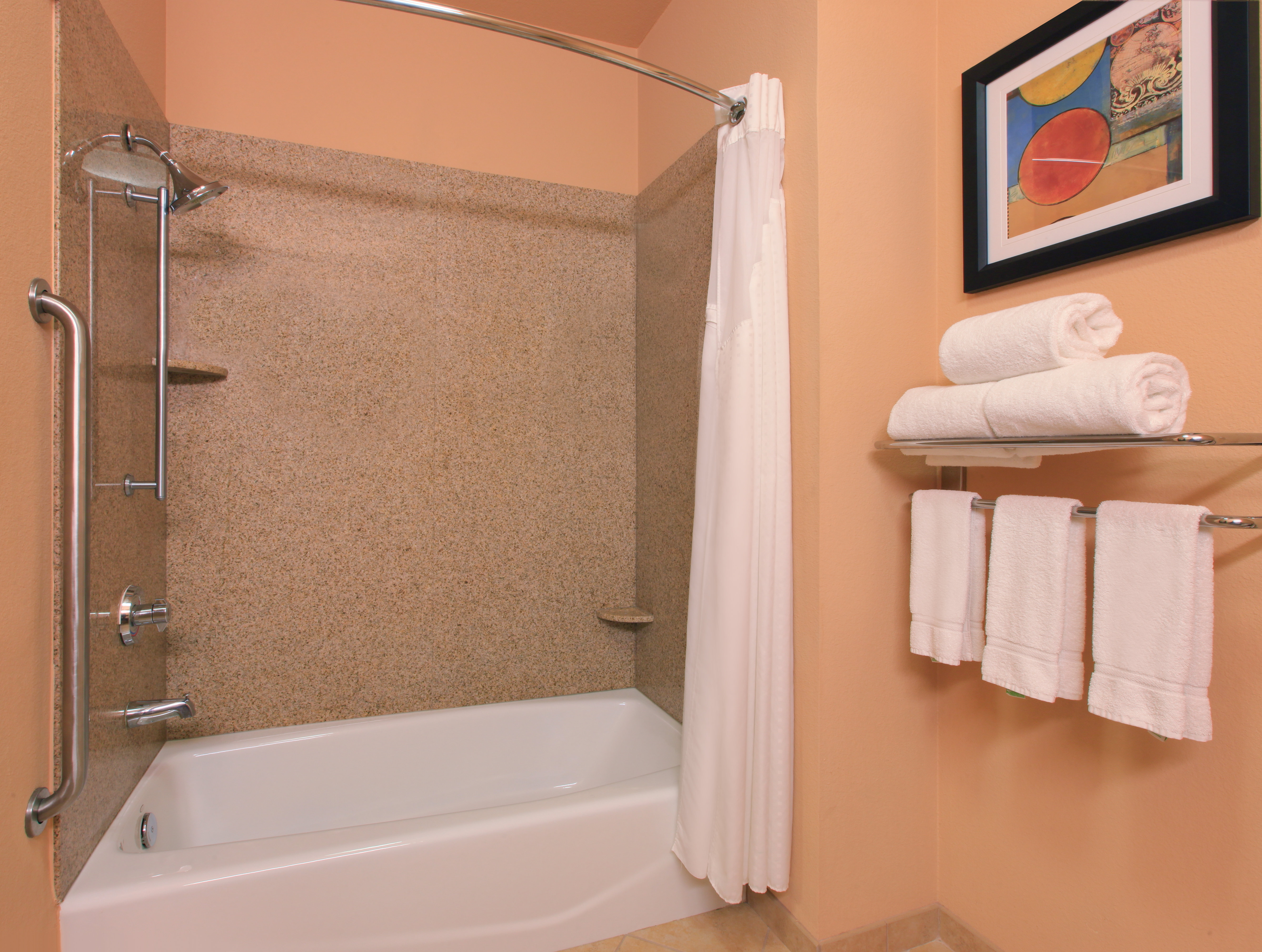 Holiday Inn Express Hotel Suites Ennis 65/70