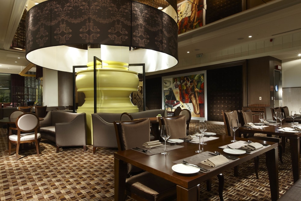 E-Da Royal Hotel 53/66