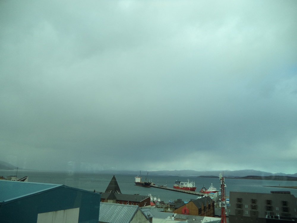 Mil 810 Ushuaia Hotel 63/67