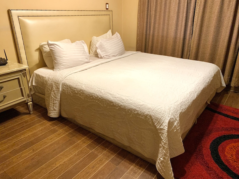 Bella Casa Hotel 13/50