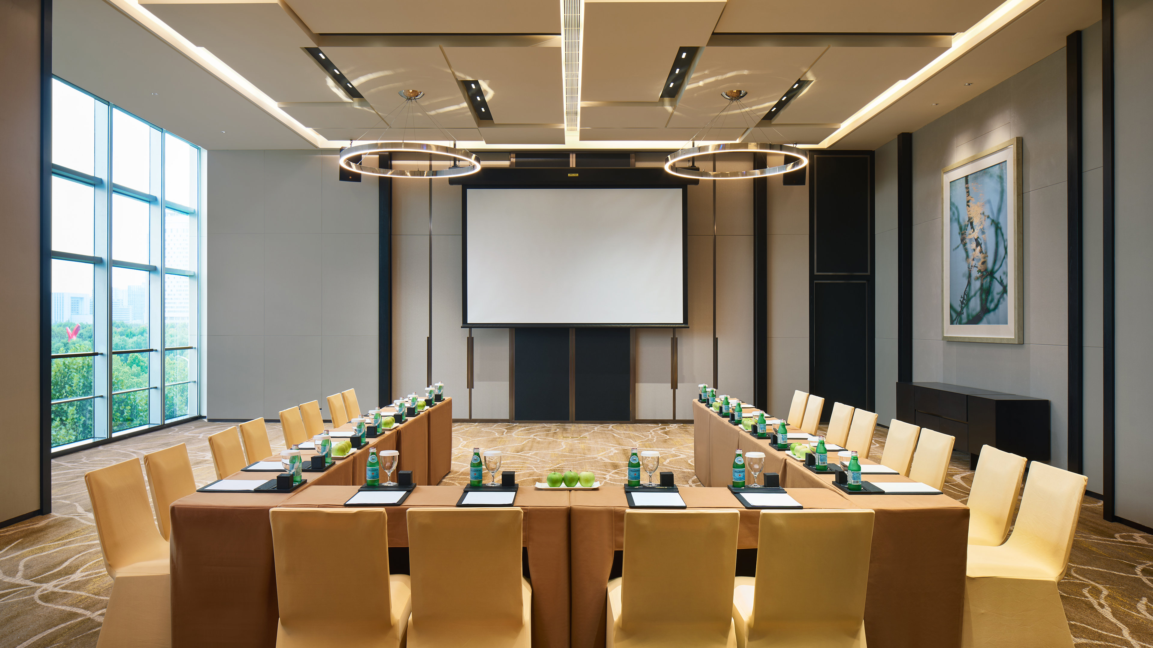 Intercontinental Hotels Hefei 71/80